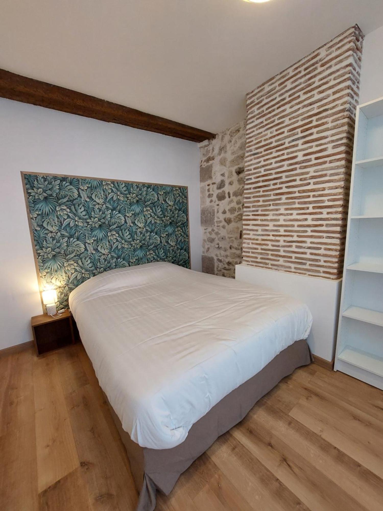 Appartements L'Hirondelle Beaugency Exterior photo